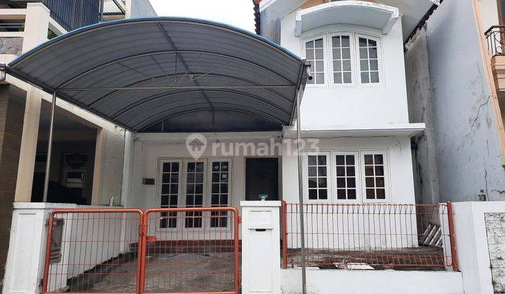 Rumah 2 Lantai Sertifikat Hak Milik di Vila Valensia, Surabaya 1