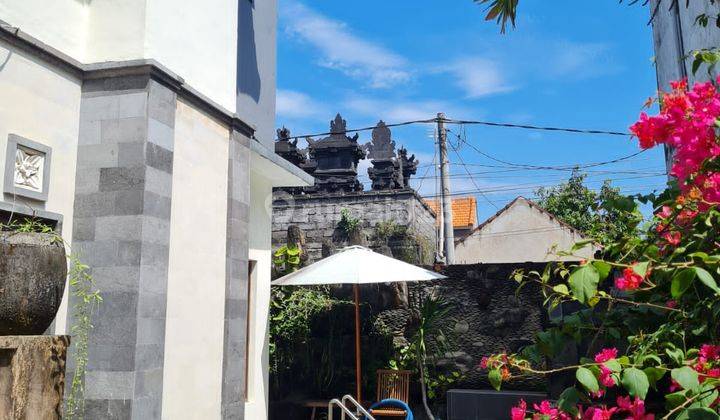 Di jual Villa lantai 2 Dekat sanur 2