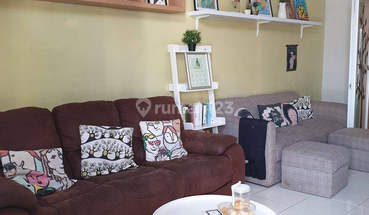 Rumah Cantik Minimalis 2 lantai di Bintaro 2