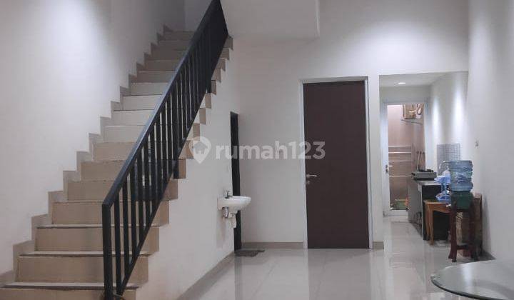 Dijual rumah di Lippo Karawaci utara. Rumah rapi siap huni. Aman  1