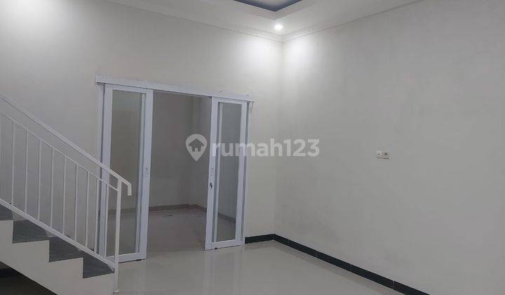 Rumah minimalis harga murah dekat stasiun depok 2