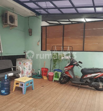 Rumah Strategis Di Graha Raya Bintaro Tangerang Selatan 1