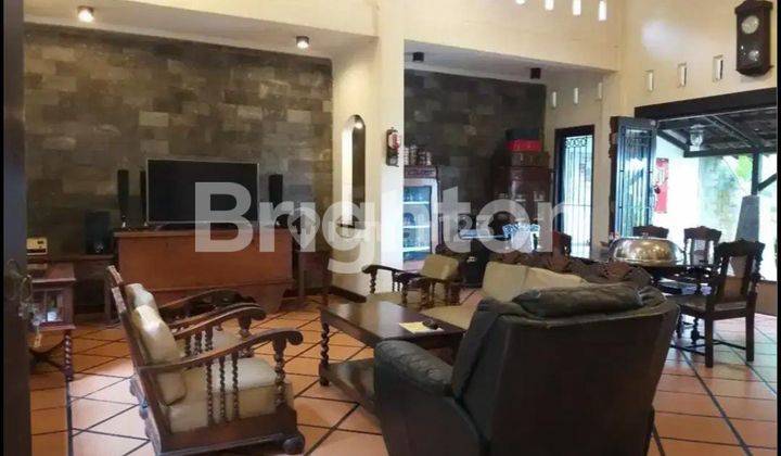 RUMAH 3 BANGUNAN TERPISAH BERKONSEP COTTAGE 2