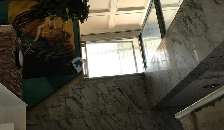 Rumah Layak huni / bisa komersil  Jl.Sisingamangaraja  Kebayoran Baru 2