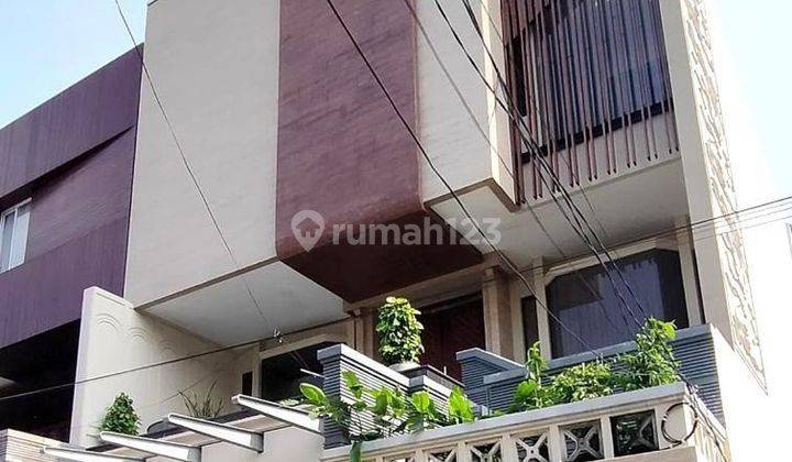 Rumah Bagus di daerah Pluit Selatan 1