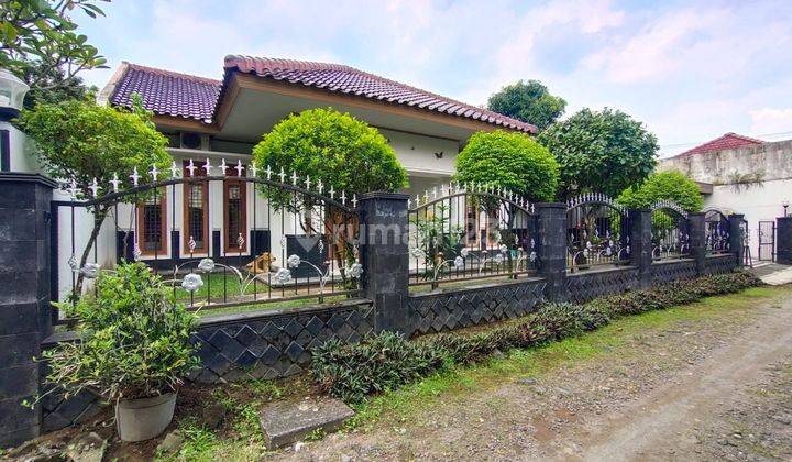 RUMAH ELEGAN LUAS KAWASAN PREMIUM DI JL. KALIURANG KM. 6 1