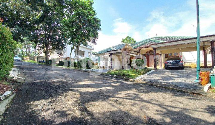 RUMAH FULL FURNISHED DI SENTUL CITY CLUSTER BUKIT GOLF 1