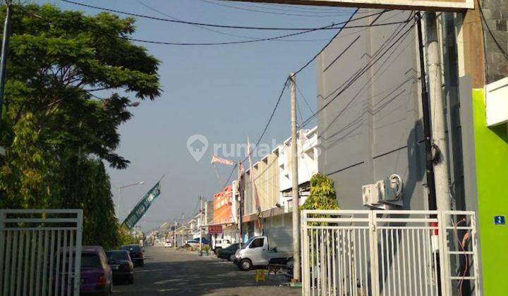 Rumah 800 Jutaan Perumahan Royal Paka Samping UPN Rungkut Sby 2