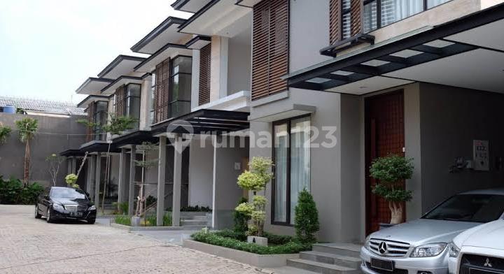 Townhouse Jalan Kenanga Pondok Pinang