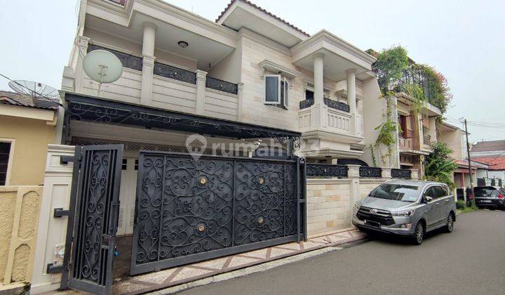 Dijual rumah mewah dan strategis di pulo asem jakarta timur 1