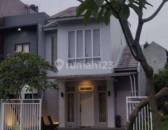 Rumah Modern Minimalis, Sangat Terawat, Rapih, Siap Huni di Dalam Cluster 1