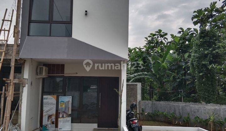 Rumah 2 Lt Siap Huni Depok Lokasi Pinggir Jln Raya 5 Menit Ke Tol Cimanggis 1