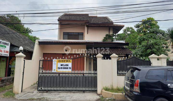 Disewakan rumah Dua lantai di jalan palebon raya majapahit  1