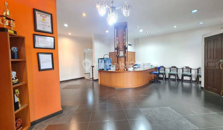 Rumah Furnish Strategis di Jalan Besar Setraduta, Bandung Utara 2