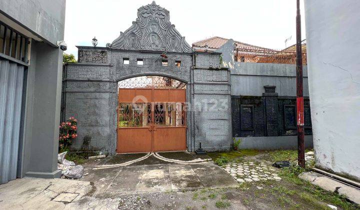 Rumah Condongcatur Sanggrahan Lokasi Pojokan 2