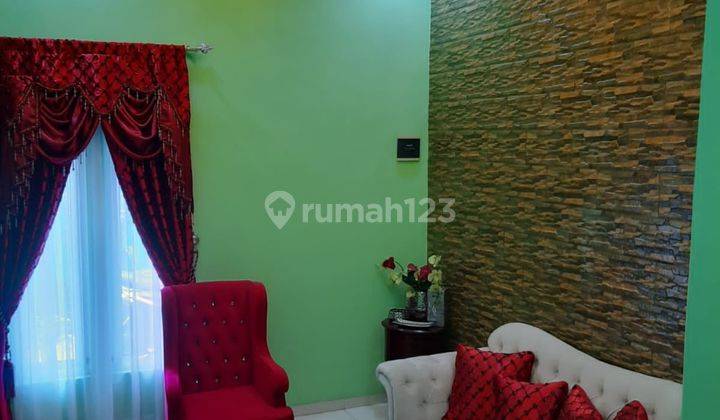 Dijual Rumah Strategis Daerah Tebet Rp. 4.5 M Nego 1