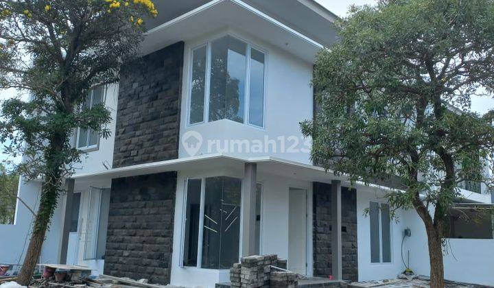 Rumah 2 Lantai Citraland Bukit Palma Baru Gress, Modern Luas 1