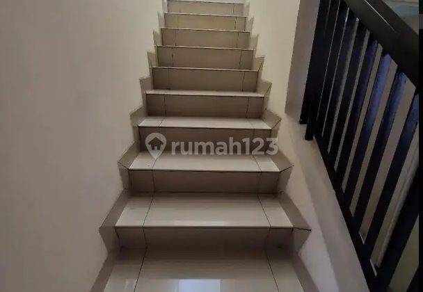 Rumah Puri Mansion cluster Attlanta semi furnished siap huni 1