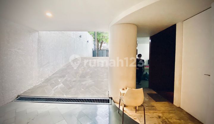Rumah Minimalis Modern Rooftop dan Private Pool 5 Menit Ke Citos 2