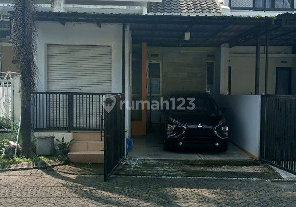 Rumah di perumahan daerah Tasikmadu Malang GMK00999 1