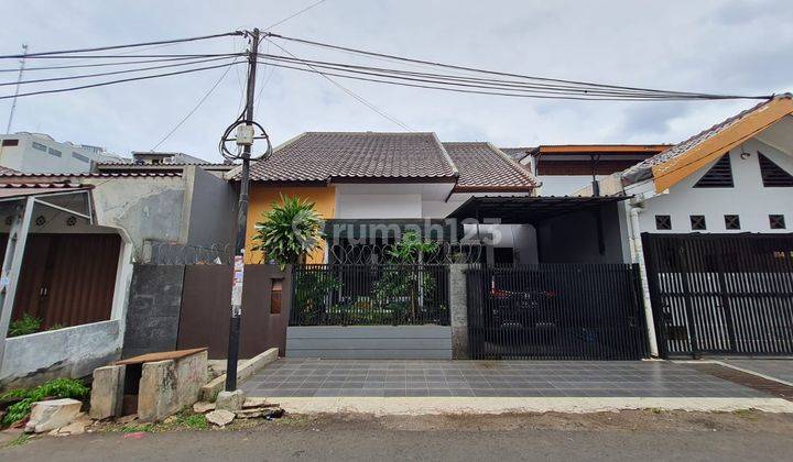 Rumah Asri di Komplek BPPT Meruya Utara 1