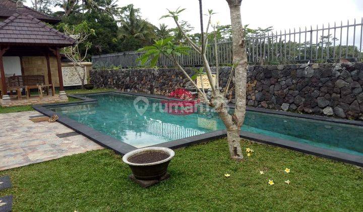 Villa for sale at Junjungan location 1