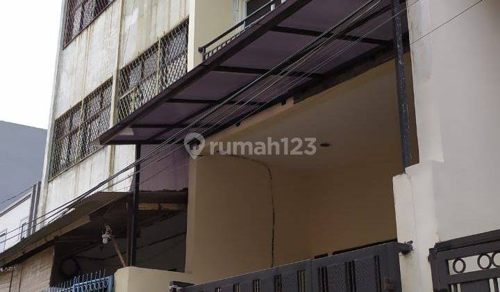 Rumah Cantik Minimalis Pademangan luas 85 m2, bangunan 3 lantai  1