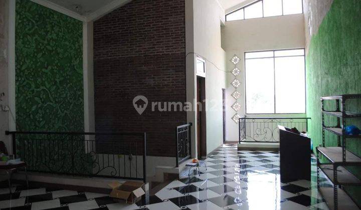 Rumah Banyumanik 2 lantai Saninten Kruing Banyumanik Semarang  2