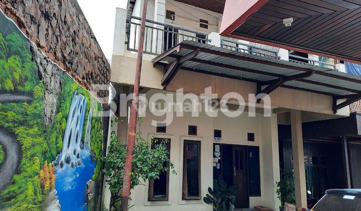 RUMAH BESERTA FURNISHED,TERAWAT DAN BERTINGKAT 1