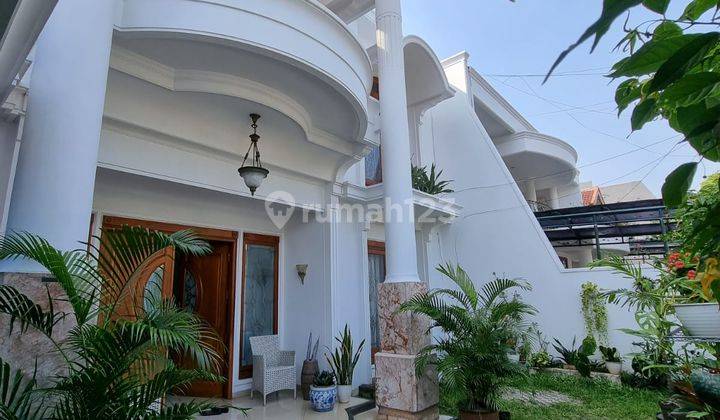 Rumah Classic Modern Bintaro 1