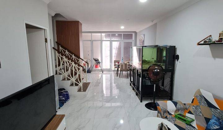 d jual'cepat Rumah mewah terawat rapih,d Mutiara Taman Palem.Cengkareng.jakarta barat,L.tanah:90m2(6x15),L.Bangunn:110m2 1