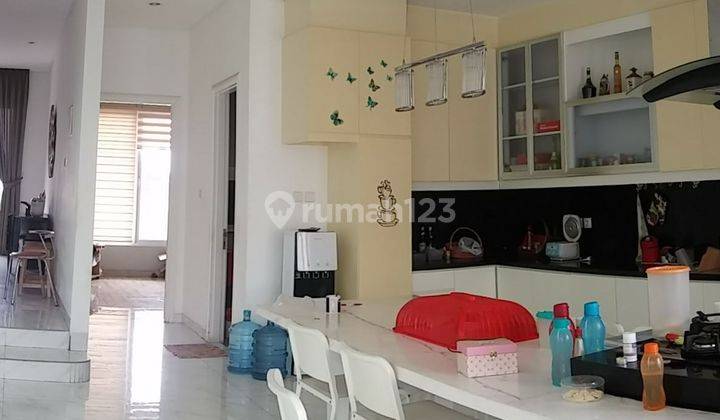 Dijual Rumah Puri Gardena 3 lantai Hadap Selatan 1