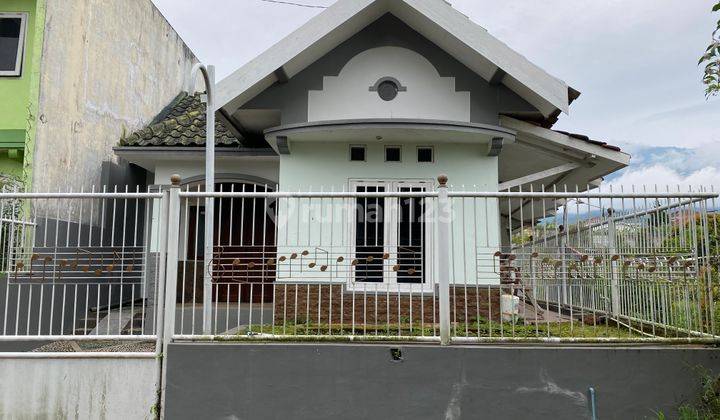 Villa Strategis Dekat Jalan Raya Punten Hotel Purnama 1