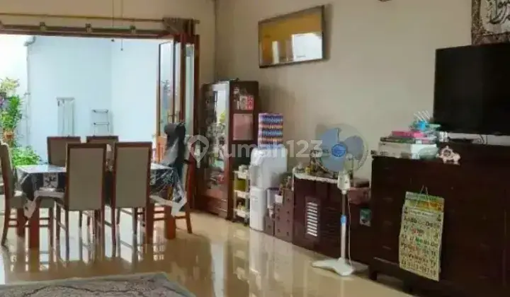 Dijual Rumah Luas 2 Lantai Daerah Jagakarsa Rp. 13.5 M Nego 2