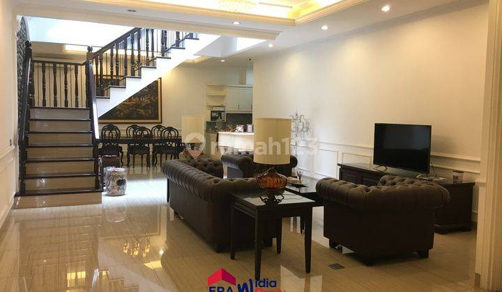 Rumah 3 Lantai Minimalis Modern Furnish di Menteng Jakarta Pusat 1