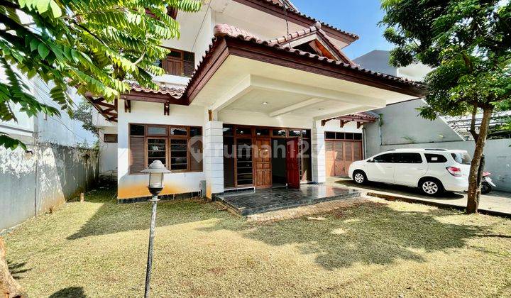 Rumah Klasik Lay Out Tinggi Dan Kokoh Cipete Jakarta Selatan 2