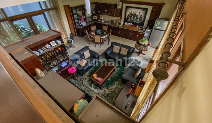 Dijual Rumah Mewah Komplek Turangga Jalan Utama Cocok untuk Tinggal dan Usaha 2