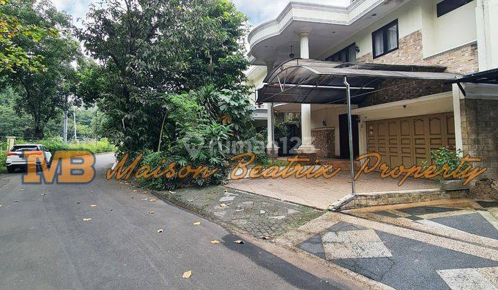 RUMAH DENGAN PRIVATE POOL DI TAMAN GIRI LOKA BSD CITY - TANGSEL 1