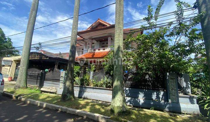 Rumah cantik hook komplek cinerr dekat tol brigif 2