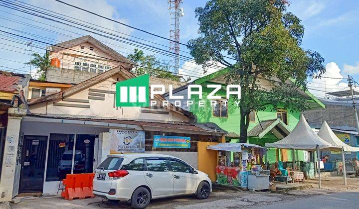 Rumah Tua di Tengah Kota Makassar di Jln Kijang 1