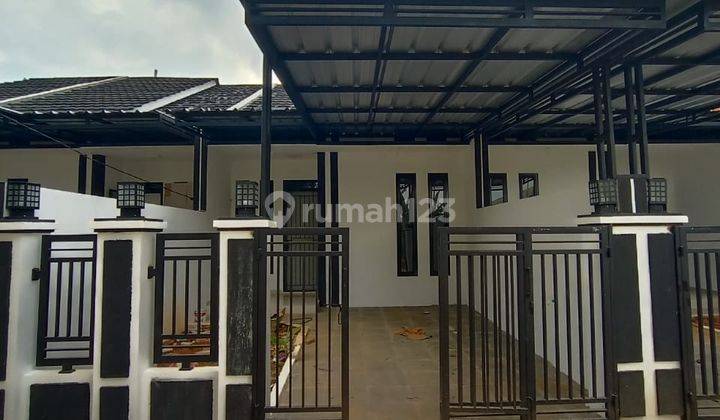 rumah hitam putih top di padurenan klapa 2 arcade bekasi 1