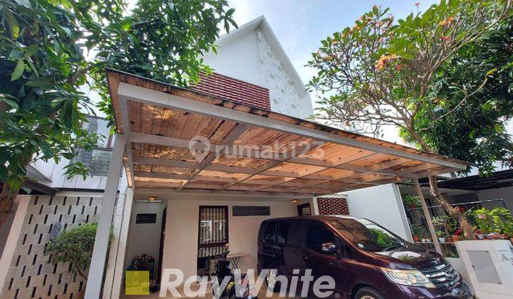 Rumah Cozy Minimalis Siap Huni dalam Townhouse di Cilandak 1