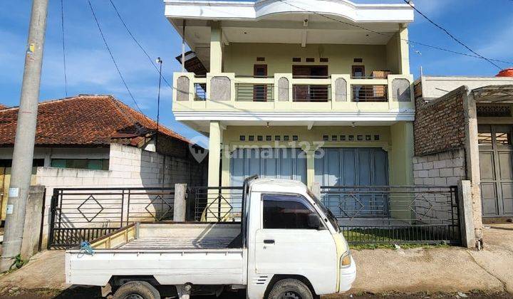 Rumah + Gudang Terawat di Soreang Cipatik 1