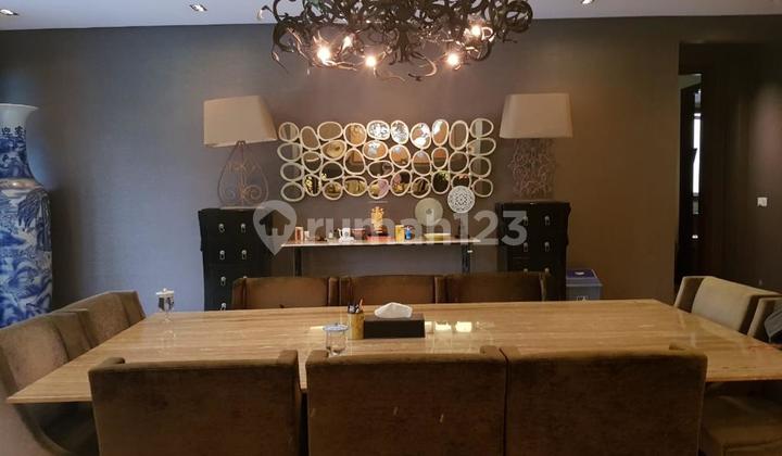 Rumah di Menteng Jakarta Pusat 