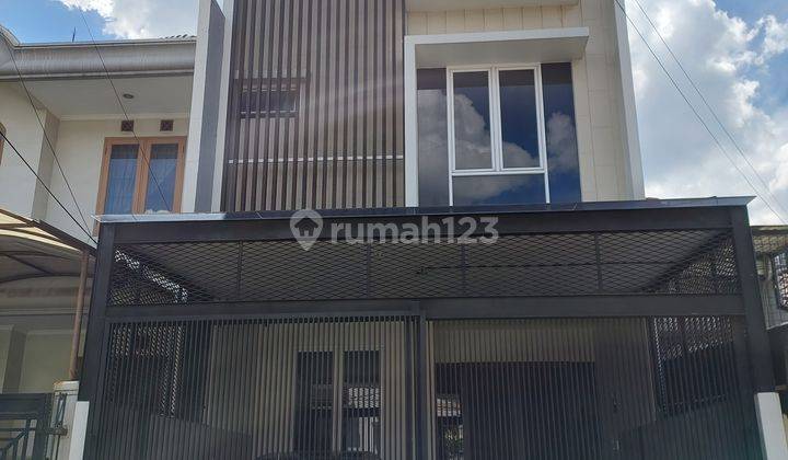 Rumah 3 Lantai di Taman Aries Meruya Jakarta Barat 1