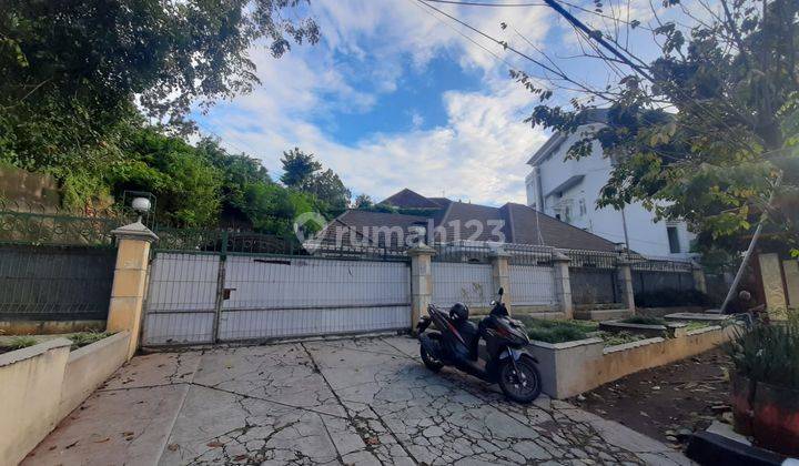 Rumah tengah kota Semarang atas daerah elit disewakan di S Parman Gajahmungkur Semarang selatan 2