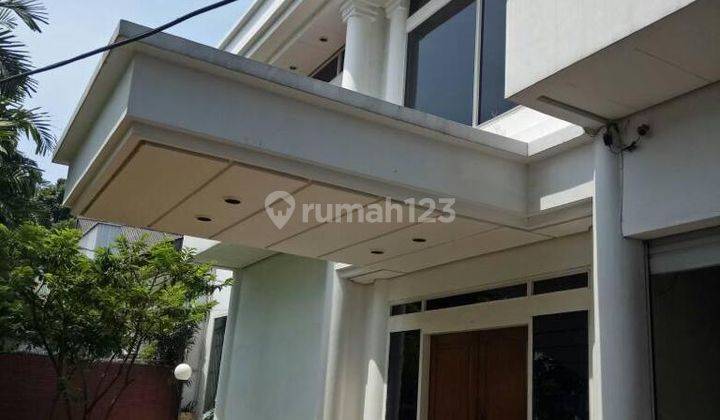 Dijual rumah kebayoran baru dekat Mayestik jakarta selatan 1