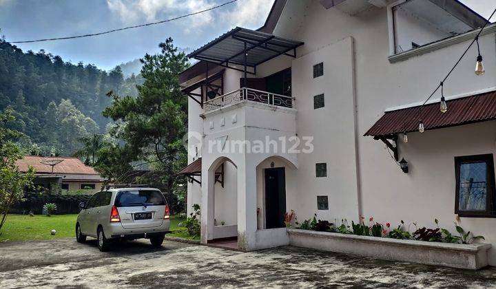 Villa Adem Dan Nyaman Di Tawangmangu Solo 1