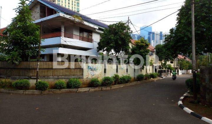 Rumah Dengan Lahan Yang Luas Jakarta Selatan 2