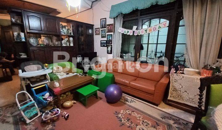 RUMAH BESAR SAYAP SURAPATI DEKAT GEDUNG TELKOM 1